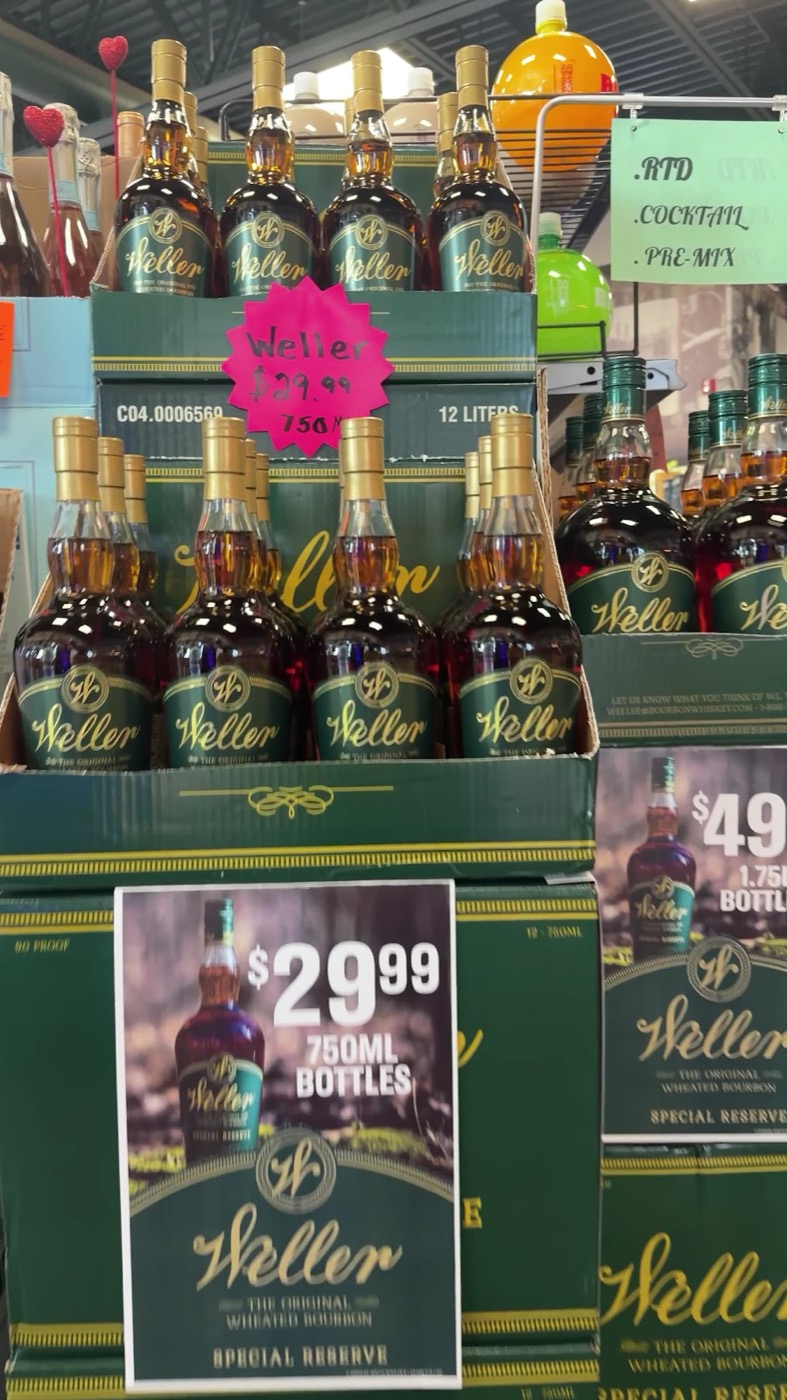 Weller Special Reserve case display